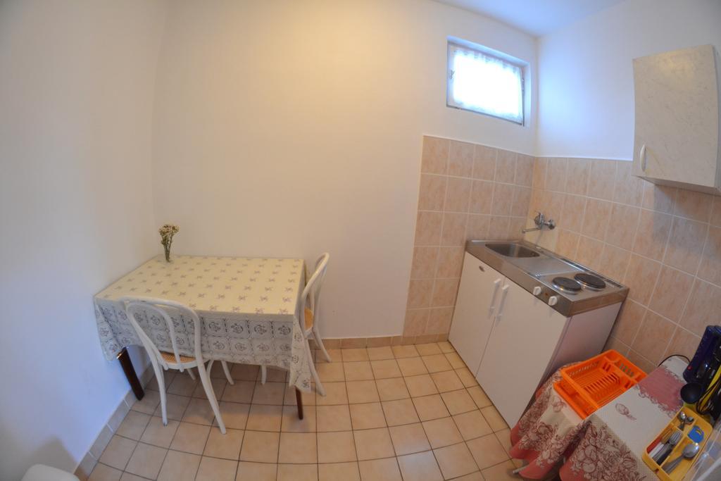Apartment Beg Rab Town Exterior foto